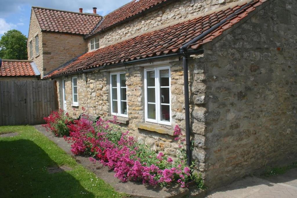 Pretty Yorkshire Stone Cottage Harome Екстер'єр фото